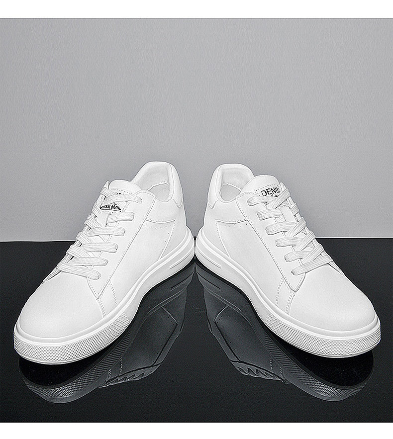 Sportlich-elegante Sneaker mit diskreter Erhöhung
