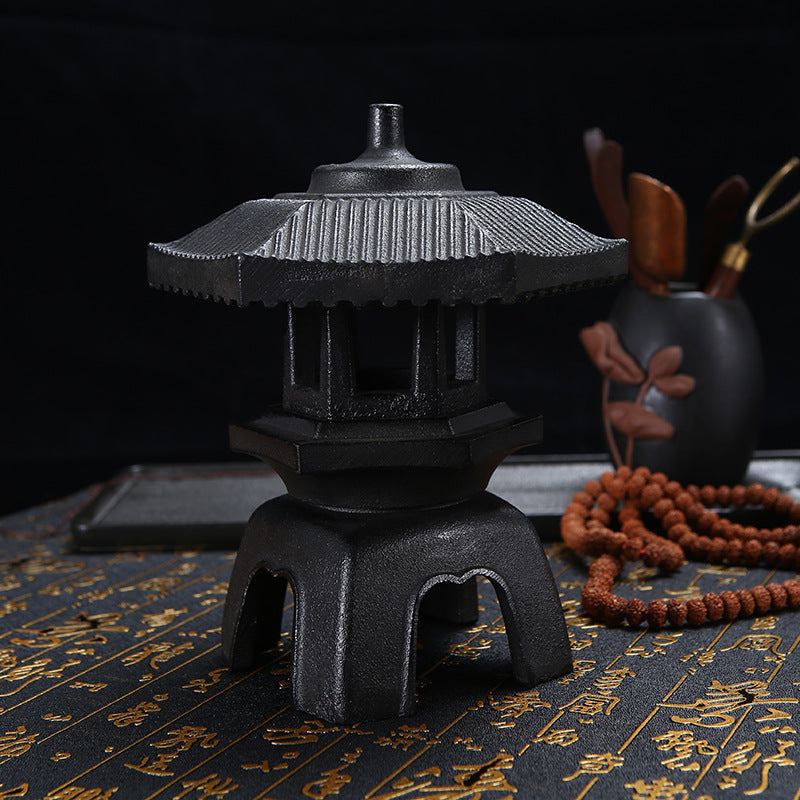 Dekorative Stehlampe aus Gusseisen