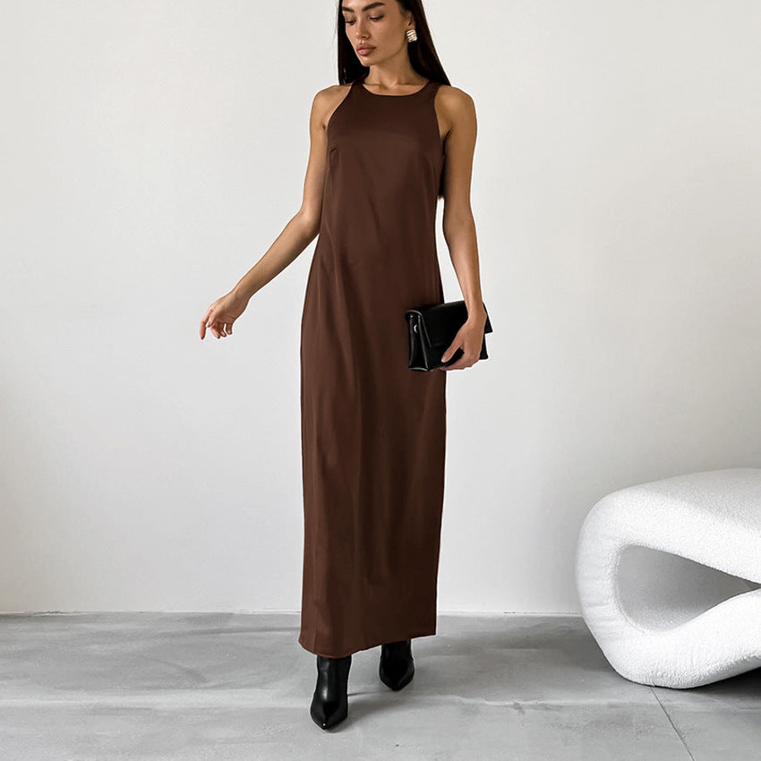 Elegantes Satin-Kleid mit geradem Schnitt