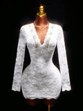 Schlankes Spitzenkleid mit hoher Taille – Bild 7 | LuxeStyle