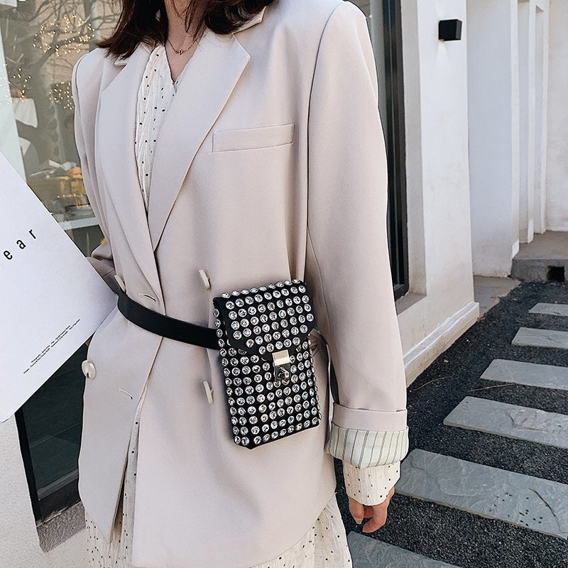 Mini-Handytasche mit Strass-Design