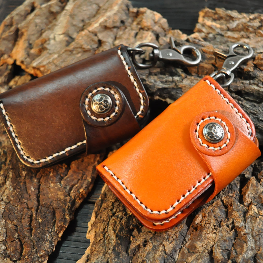 Handgemachtes Schlüssel-Etui aus Rindsleder