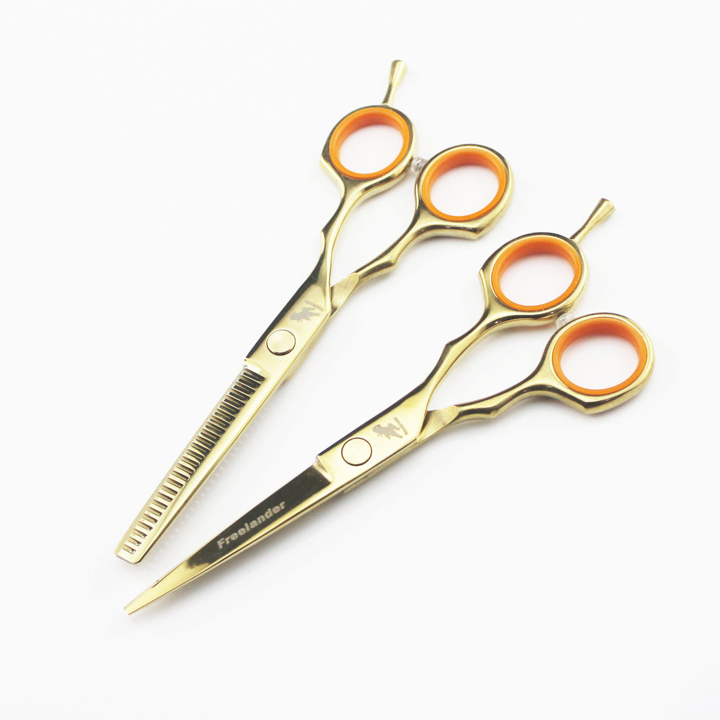 Goldene Haarscheren für dünnes Haar
