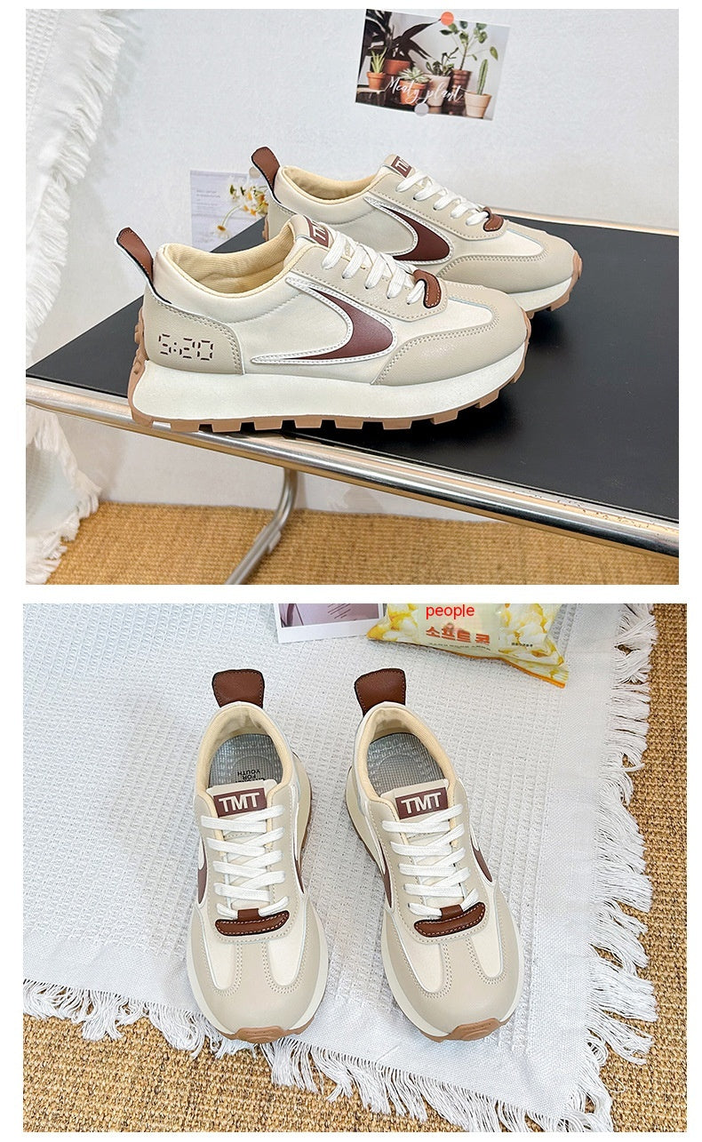 Bequeme, erhöhende Laufschuhe