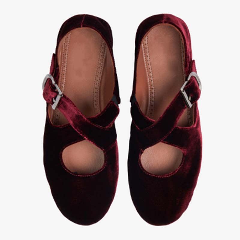 Elegante Pumps mit Fesselriemen – Bild 5 | LuxeStyle