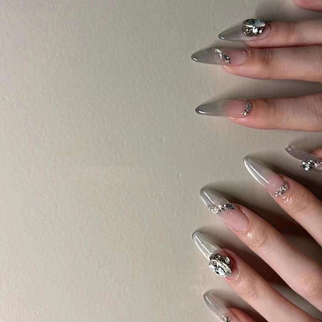 Abnehmbare Kristall-Cat-Eye-Nägel