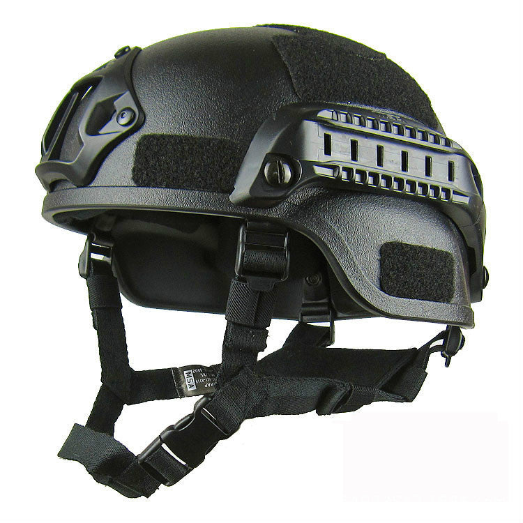 Leichter taktischer Helm