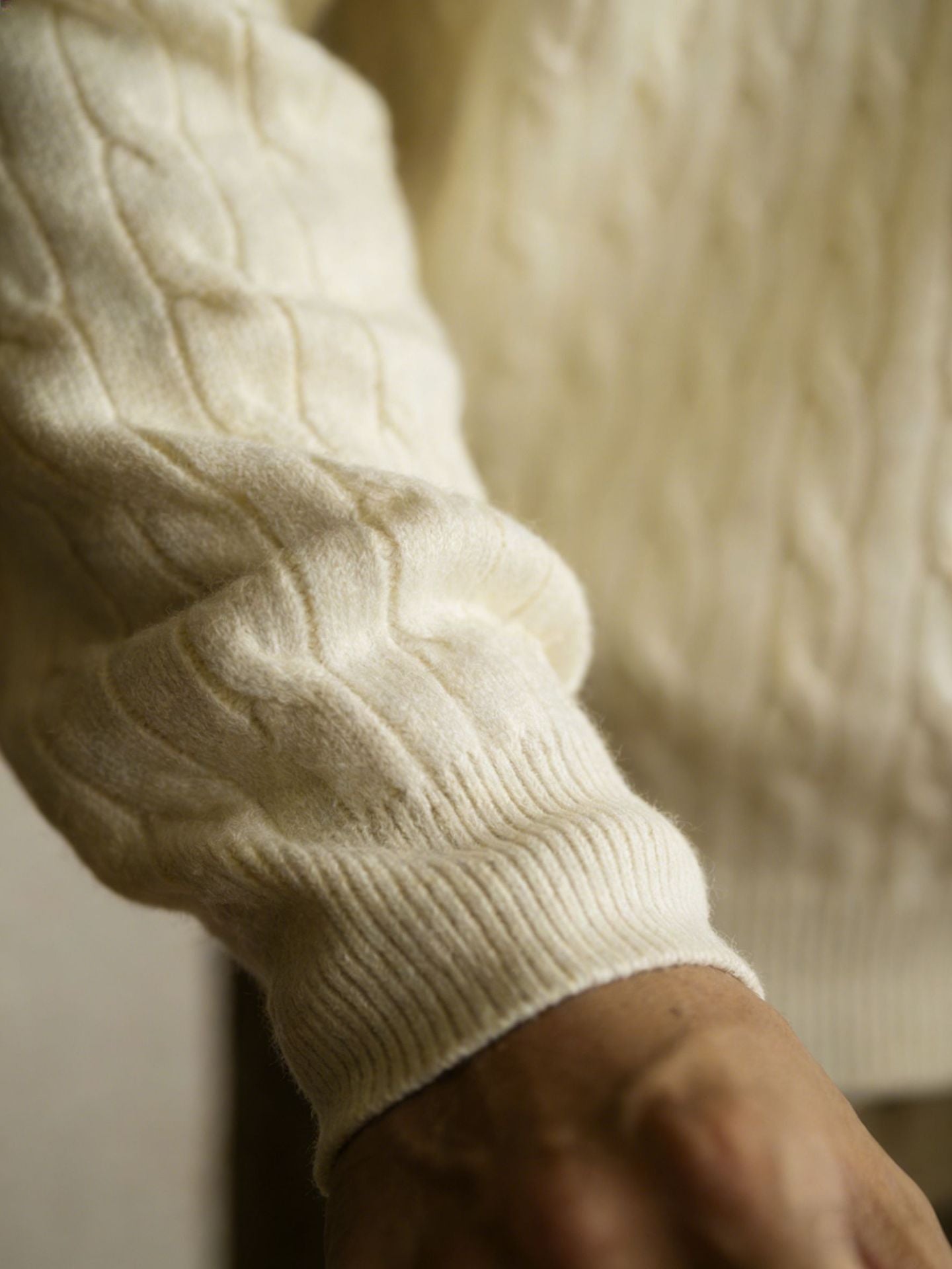 Texturierte Strickjacke