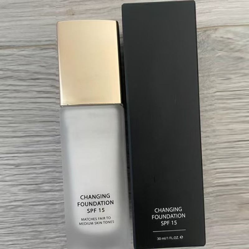 Feuchtigkeitsspendender Concealer – Bild 7 | LuxeStyle