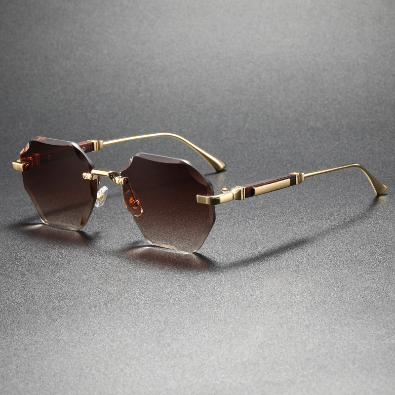 Luxuriöse polygonale Sonnenbrille mit Farbverlauf – Bild 1 | LuxeStyle