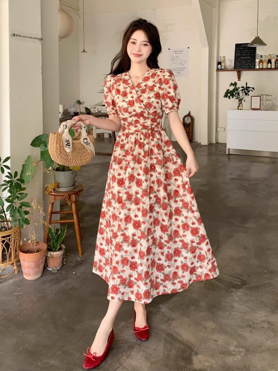 Vintage Blumenkleid mit V-Ausschnitt – Bild 4 | LuxeStyle