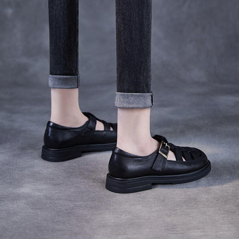 Leder-Sandalen mit runder Kappe – Bild 4 | LuxeStyle
