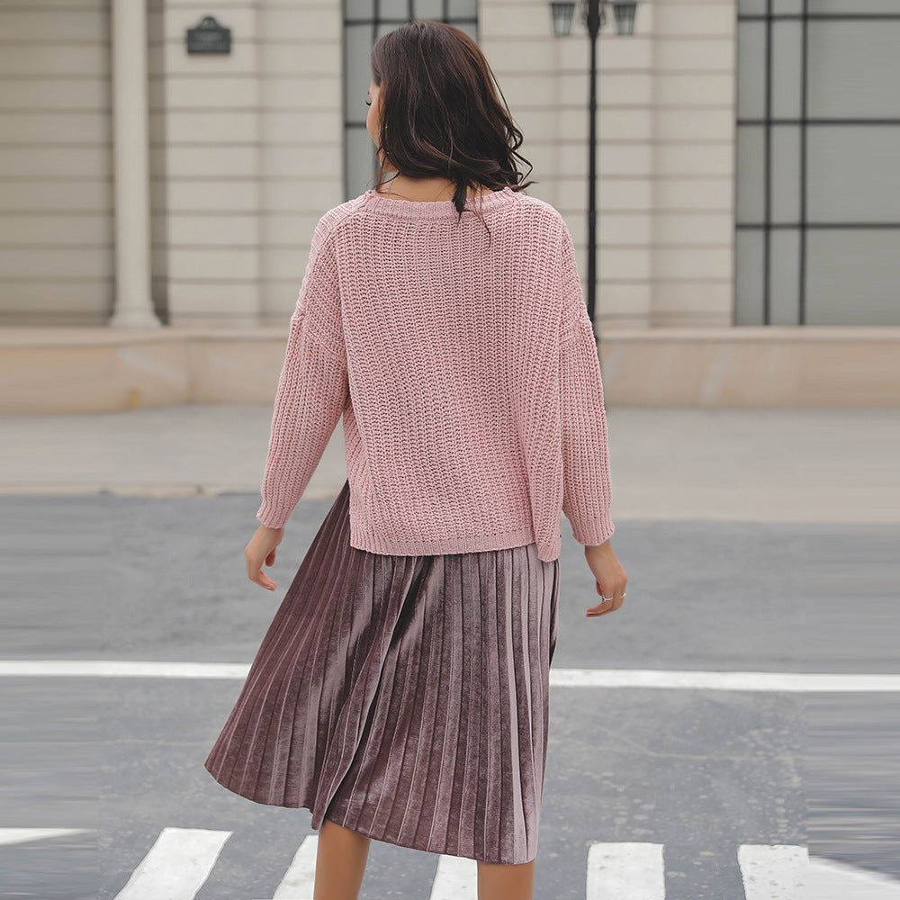 Unifarbener Strickpullover mit Rundhalsausschnitt