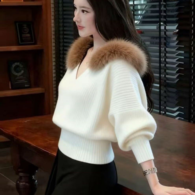 V-Ausschnitt Pullover mit Fellbesatz