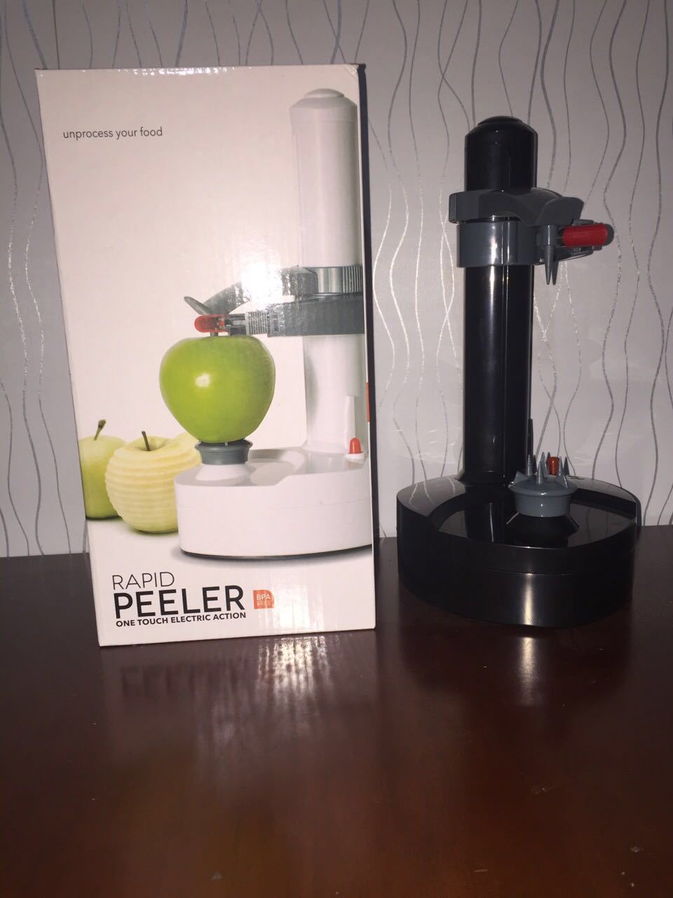 Elektrischer Schäler für Obst und Gemüse – Bild 5 | LuxeStyle