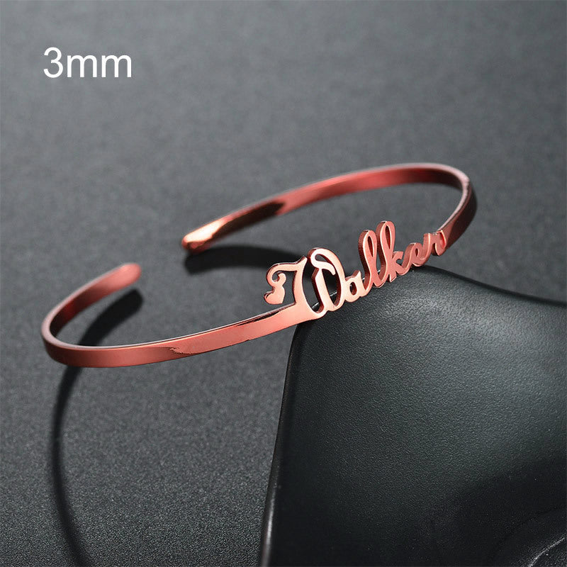 Personalisiertes Armband mit Gravur