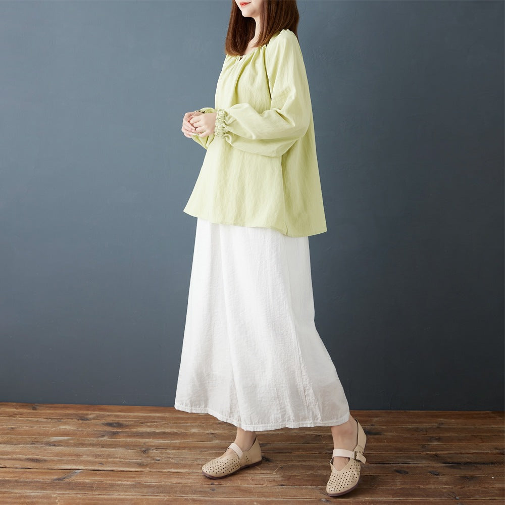 Elegante Damenbluse mit Rüschen und Spitze