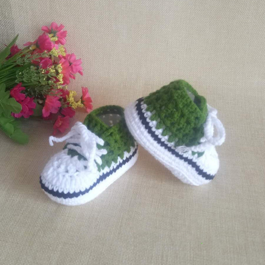 Handgestrickte Baby-Finkli – Bild 4 | LuxeStyle
