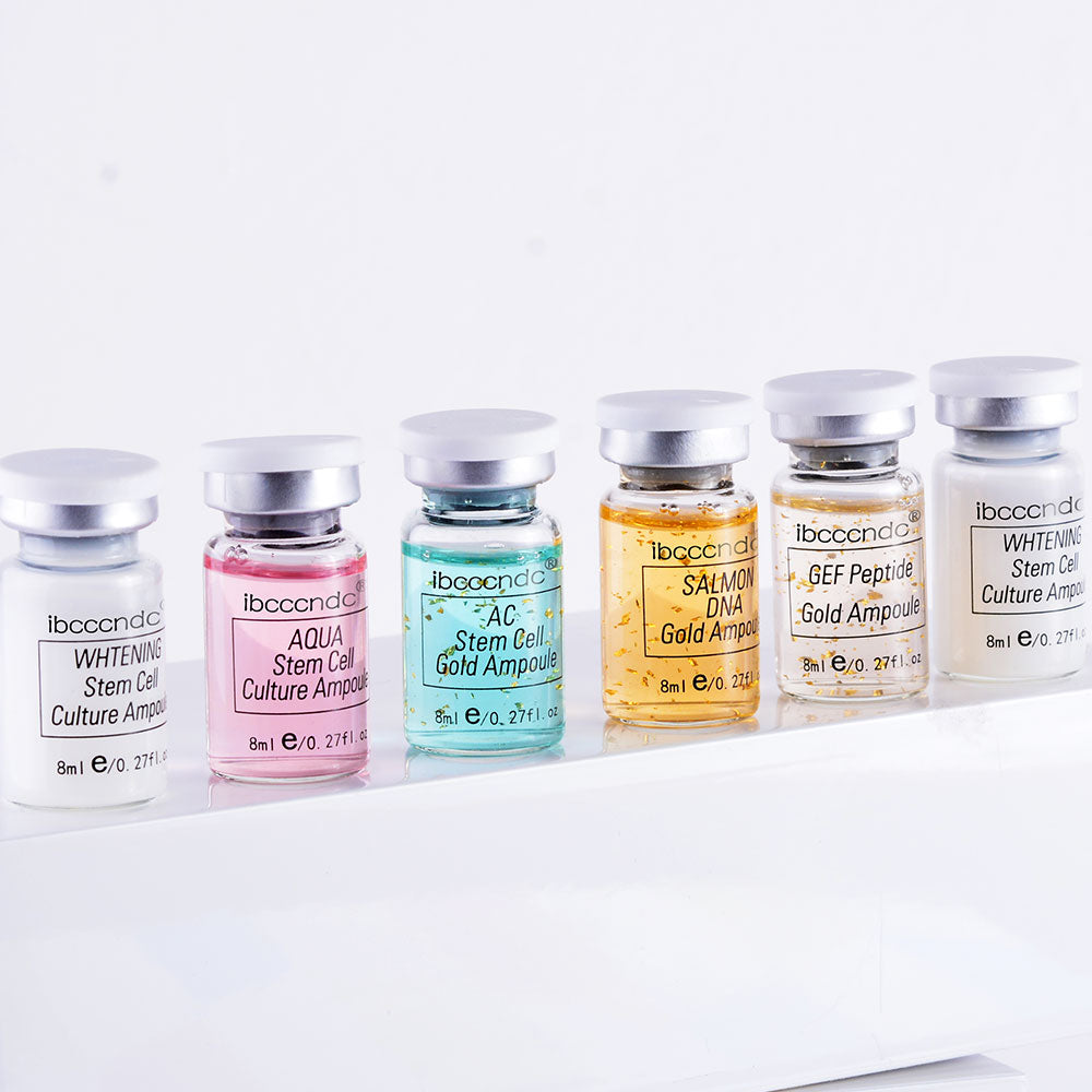Feinabgleichende und Aufhellende Foundation – Bild 3 | LuxeStyle