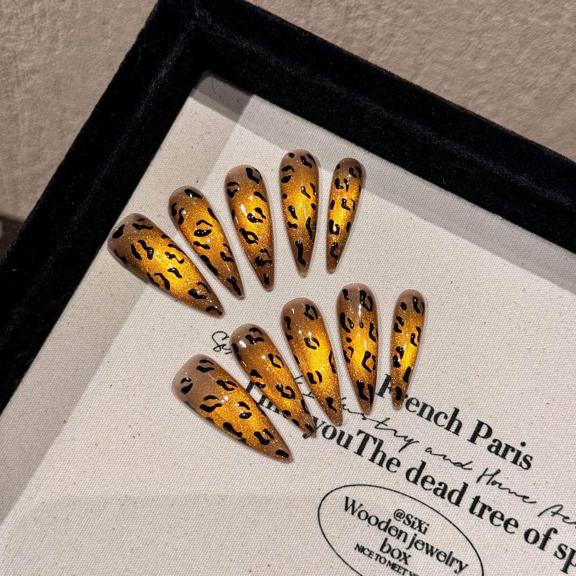 Tiger Eye Leopard Print Kunstnägel
