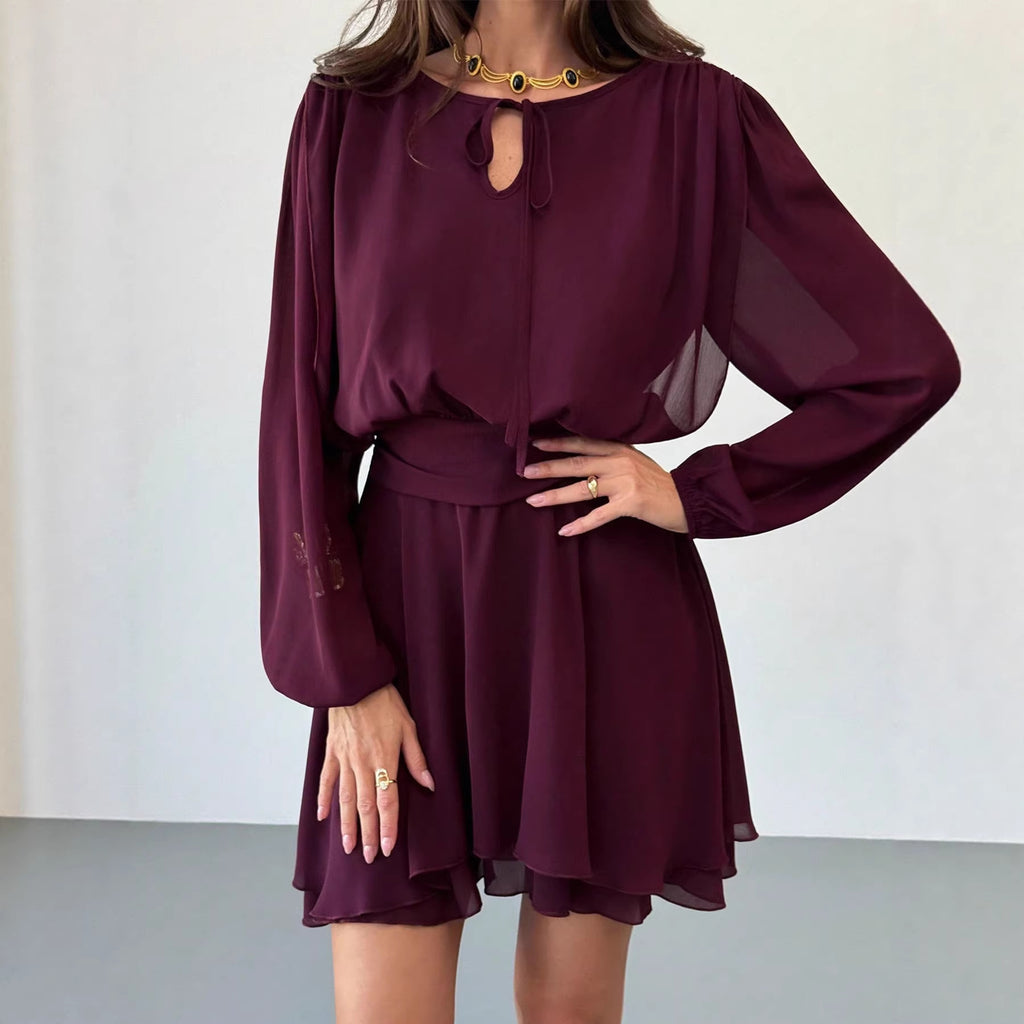 Figurbetontes A-Linien-Kleid mit Schnürung – Bild 3 | LuxeStyle