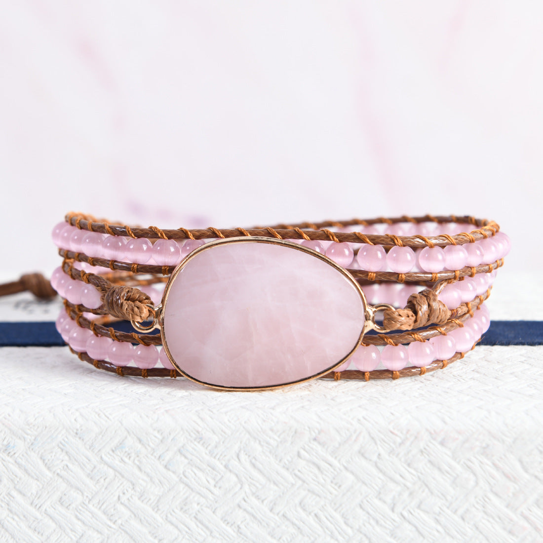 Rosenquarz Perlenarmband handgeflochten – Bild 3 | LuxeStyle