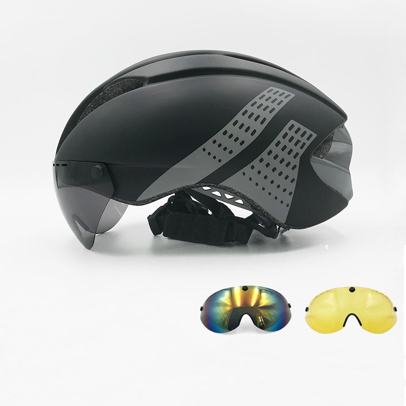 Mountainbike-Helm mit Magnet-Scheibe