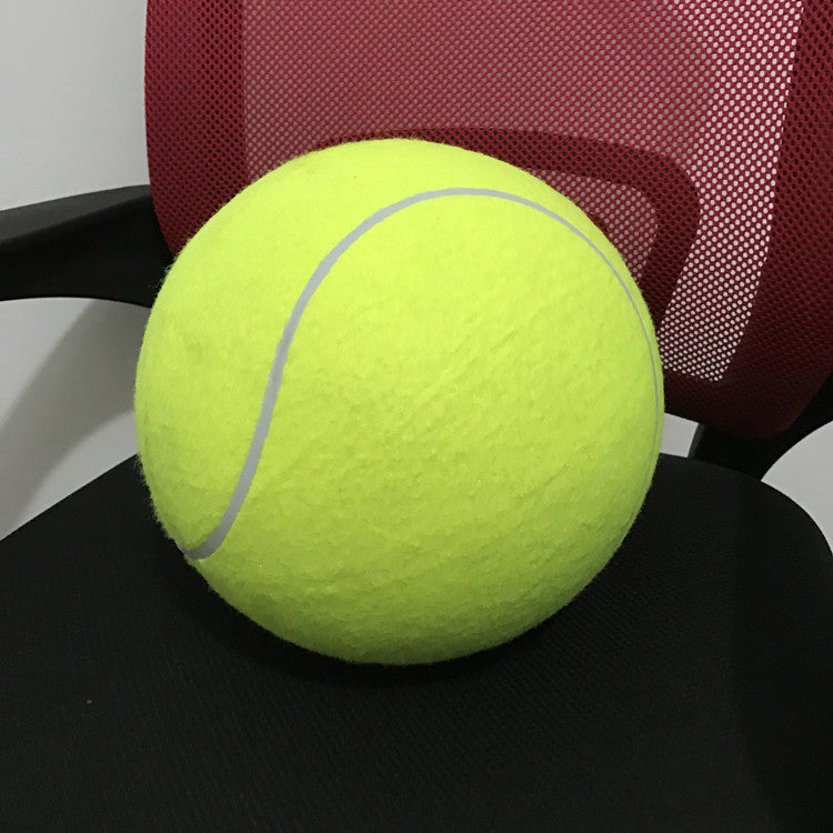 Riesiger Tennisball für Hunde – Bild 3 | LuxeStyle