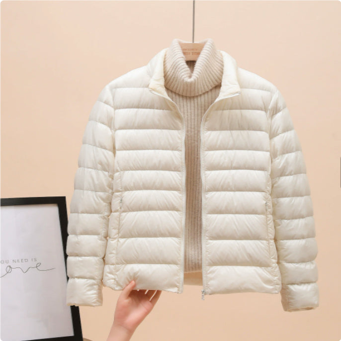 Leichte, kurze Daunenjacke für Damen
