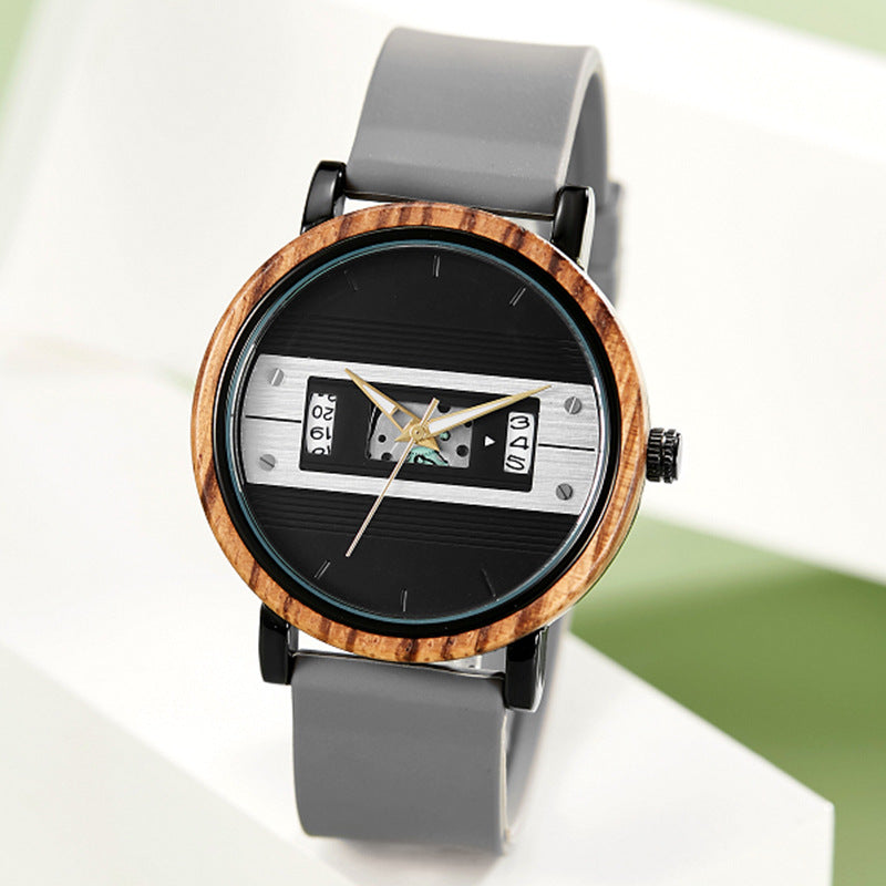 Holz-Optik Digitaluhr für Herren – Bild 3 | LuxeStyle