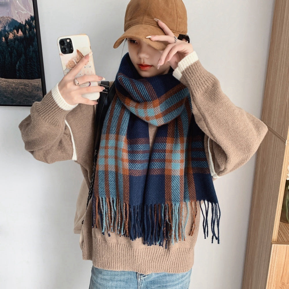 Kariertes Warmhalstuch aus Polyester – Bild 6 | LuxeStyle