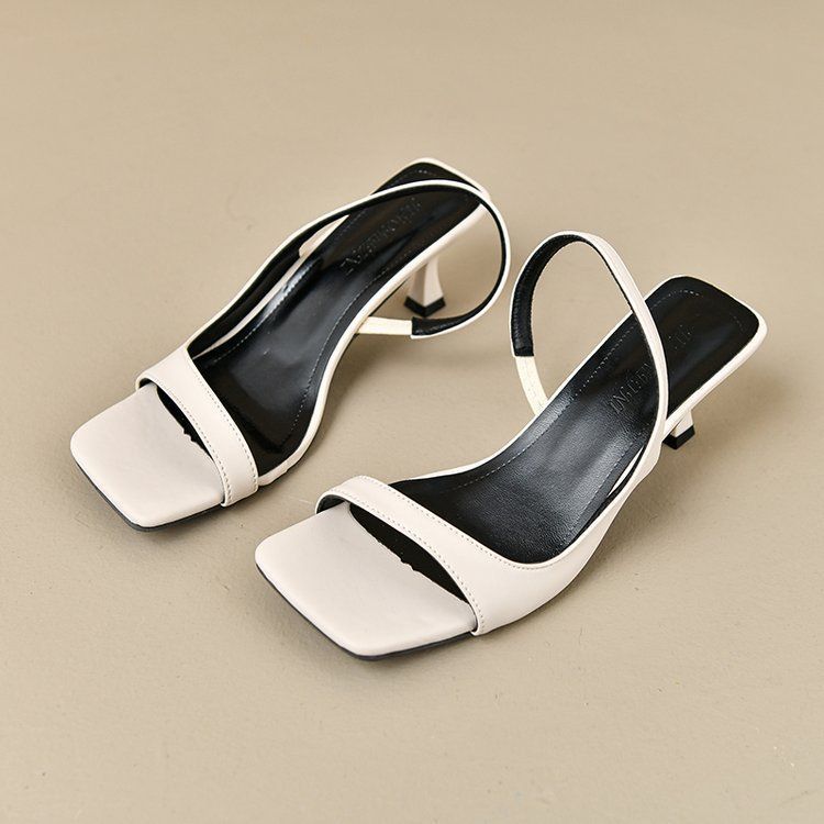 Square-Toe leichte Sandalen mit flachem Absatz – Bild 6 | LuxeStyle