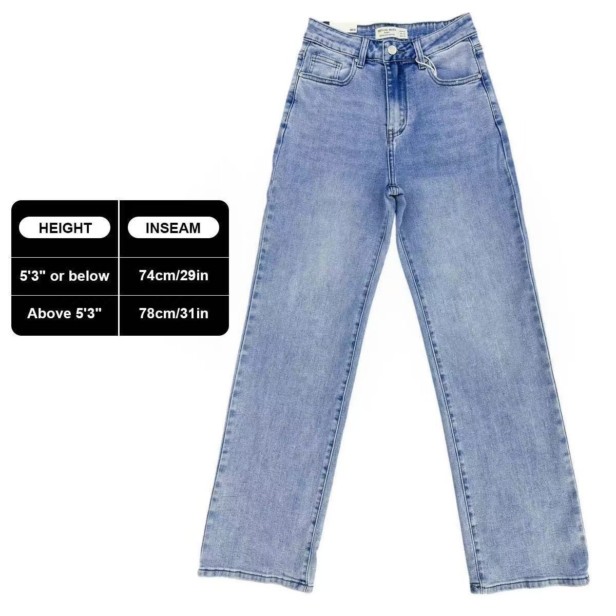 Weite Damenjeans, gerades Bein
