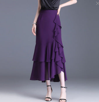Chiffonrock mit asymmetrischen Falten