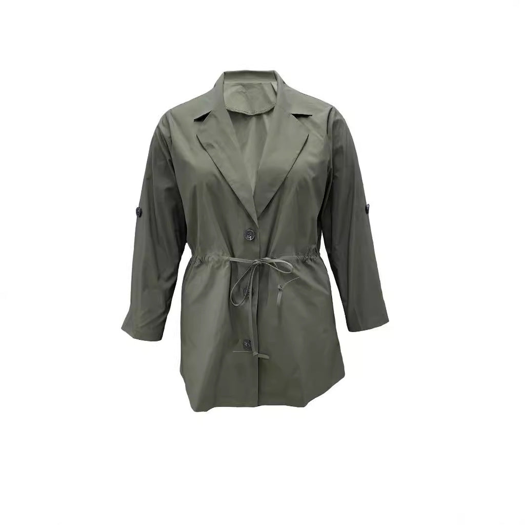 Trenchcoat mit Knopf in Armeegrün – Bild 3 | LuxeStyle