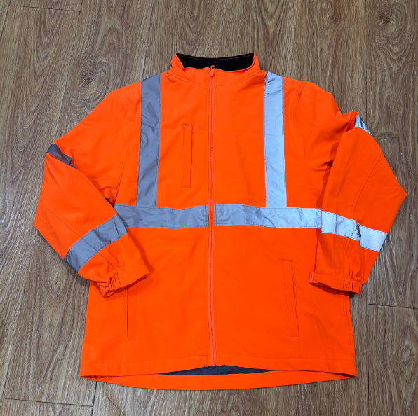 Softshell Arbeitsjacke mit Reflektoren – Bild 5 | LuxeStyle