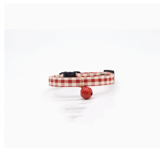 Halsband mit Glöckchen und festlichem Design – Bild 1 | LuxeStyle