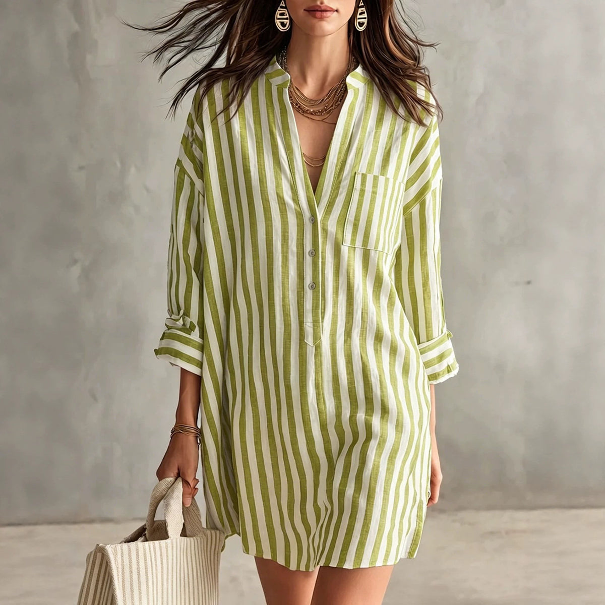 Gestreiftes Midi-Hemdblusenkleid mit V-Ausschnitt – Bild 4 | LuxeStyle