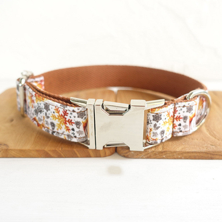 Golden Christmas Halsband für Haustiere – Bild 4 | LuxeStyle