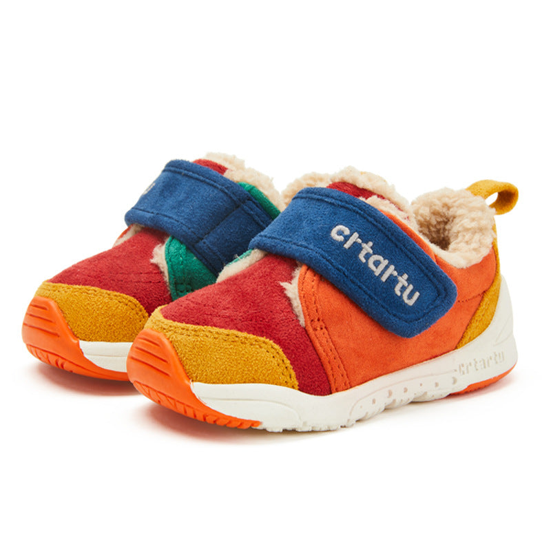 Atmungsaktive Kinderschuhe mit Klettverschluss | LuxeStyle
