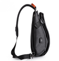 Schultertasche mit USB-Ladefunktion und viel Stauraum – Bild 4 | LuxeStyle