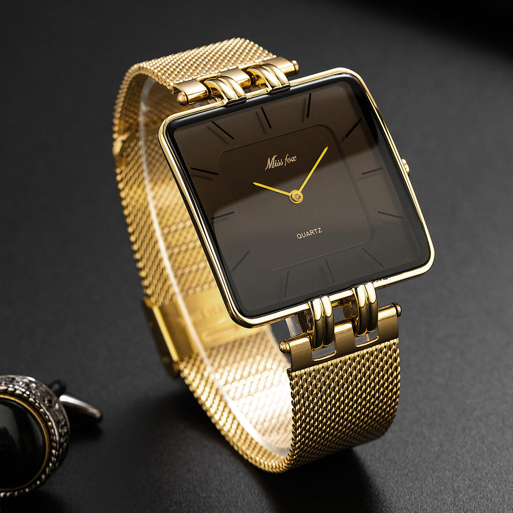 Klassische Minimalistische Quarzuhr mit Mesh-Armband