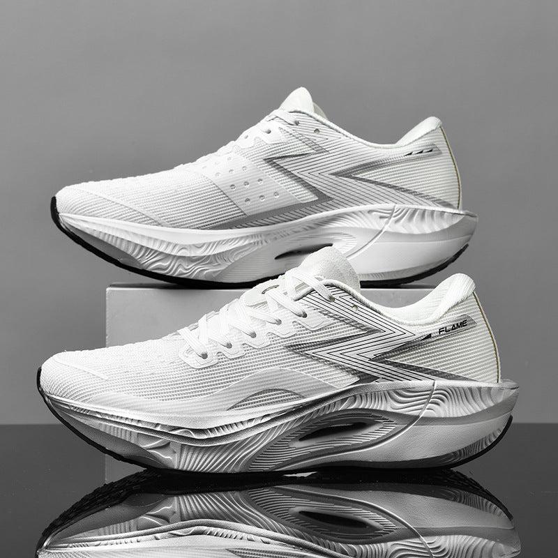 Marathon Carbon Racing Laufschuhe – Bild 3 | LuxeStyle