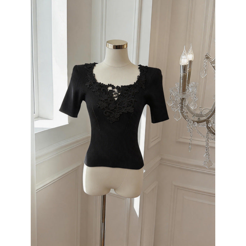 V-Ausschnitt Stricktop mit Spitzen-Panel