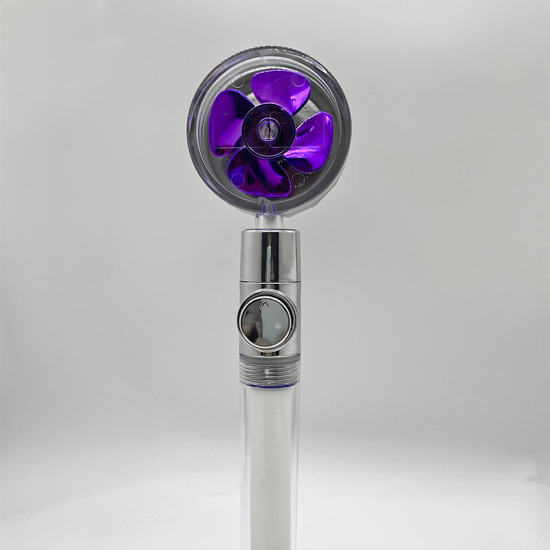 Duschkopf mit Turbo-Ventilator & Wassersparfunktion