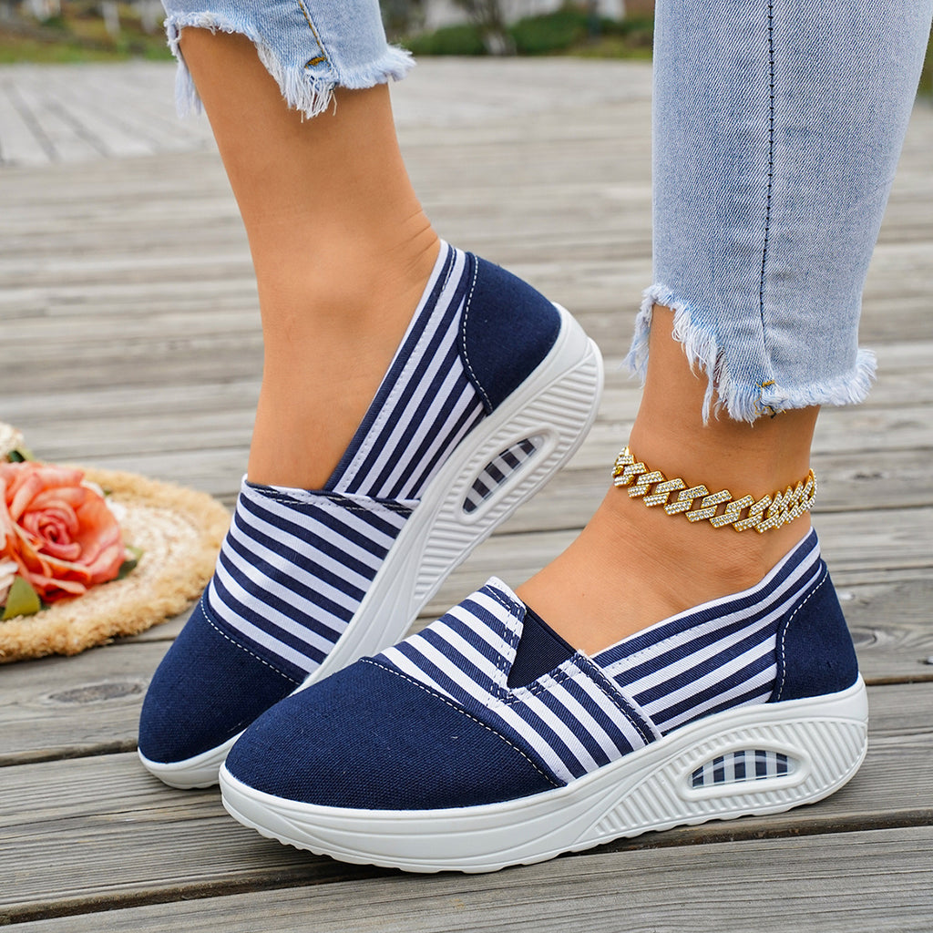 Gestreifte Sneaker