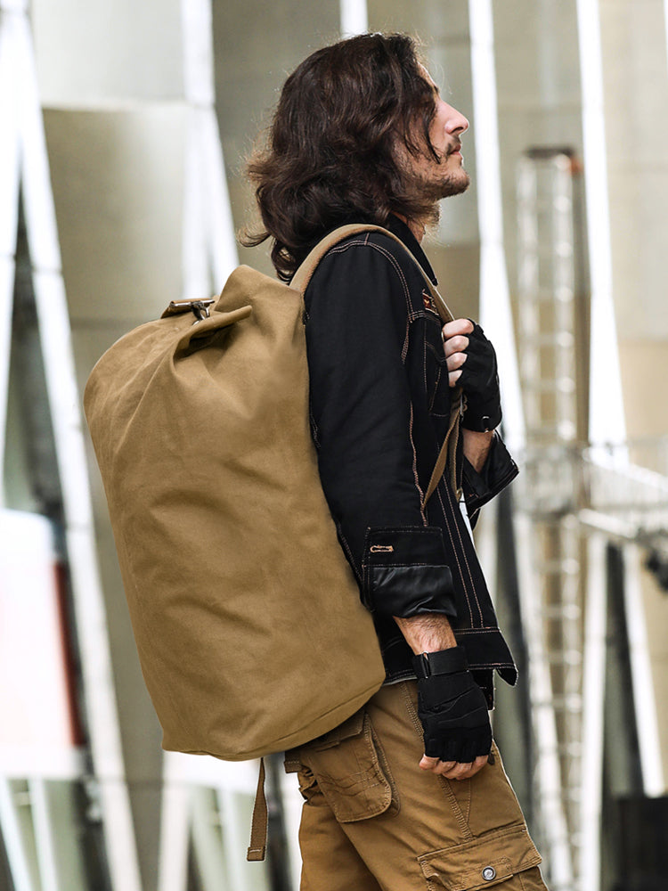 Grosser Freizeitrucksack mit viel Stauraum | LuxeStyle