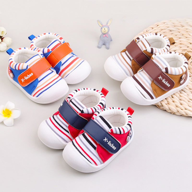 Kleiner Schuh mit Griff und bunten Streifen – Bild 3 | LuxeStyle