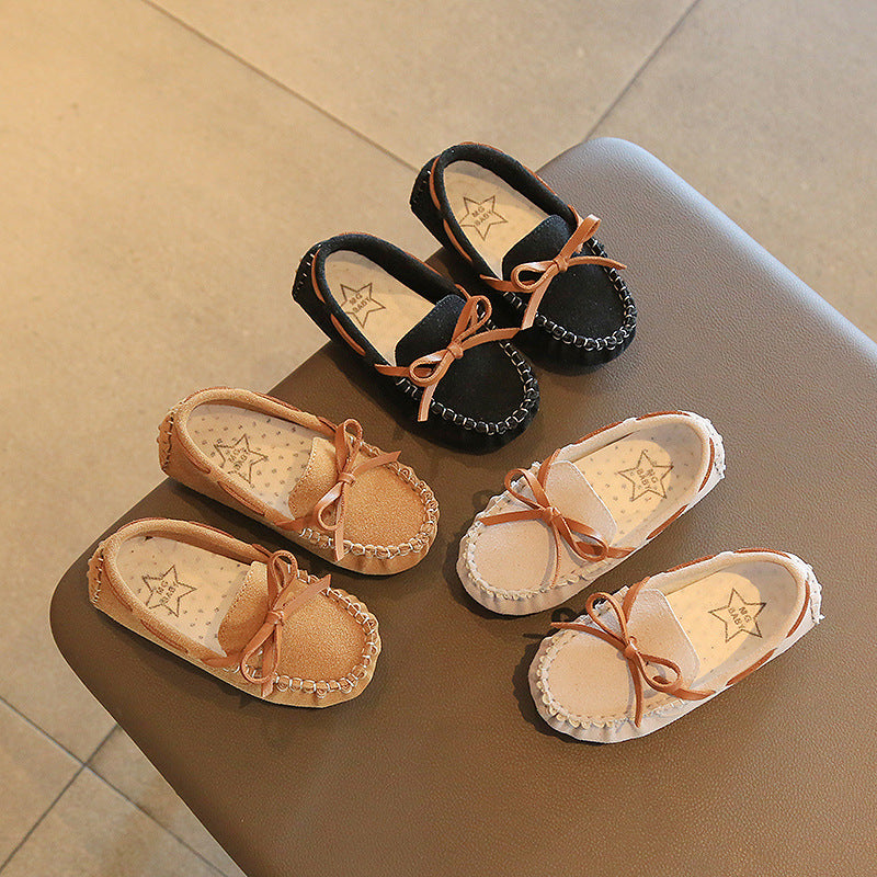 Süsses Baby-Mädchen-Schuhe mit weicher Sohle