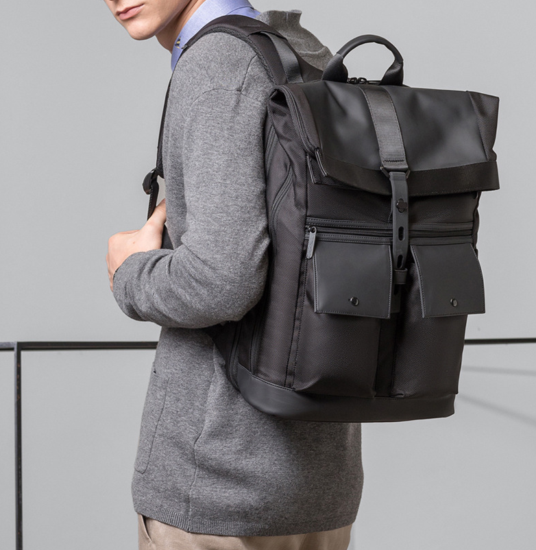 Reise-Laptop-Rucksack mit USB-Ladefunktion | LuxeStyle